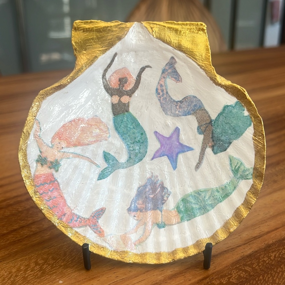 Mermaid party HandmadeDecoupage mermaid motif onorganic natural scallop seashell